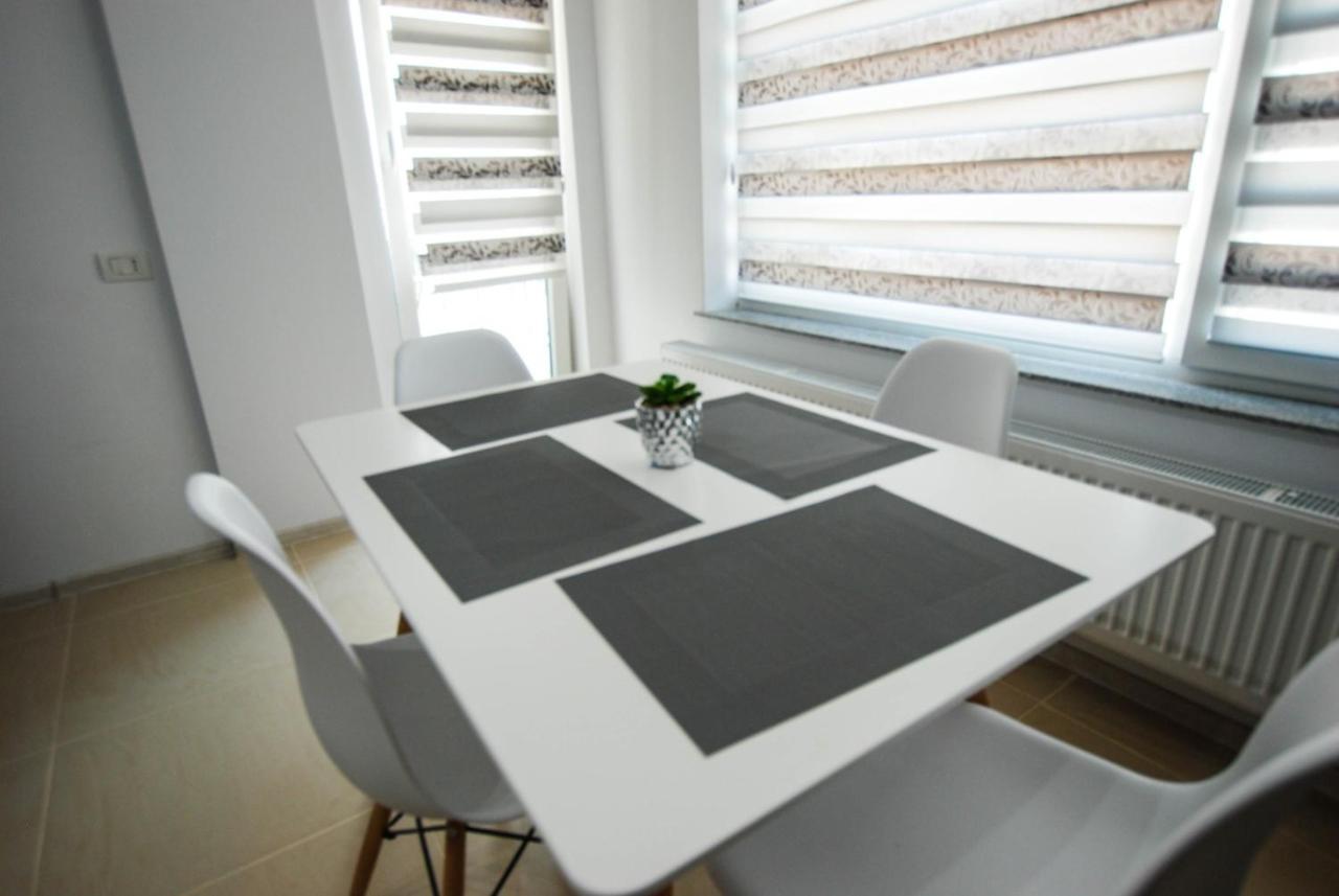 Ambra Apartment Mamaia-Nord 那沃达利 外观 照片